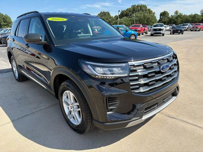 Used 2025 Ford Explorer Active