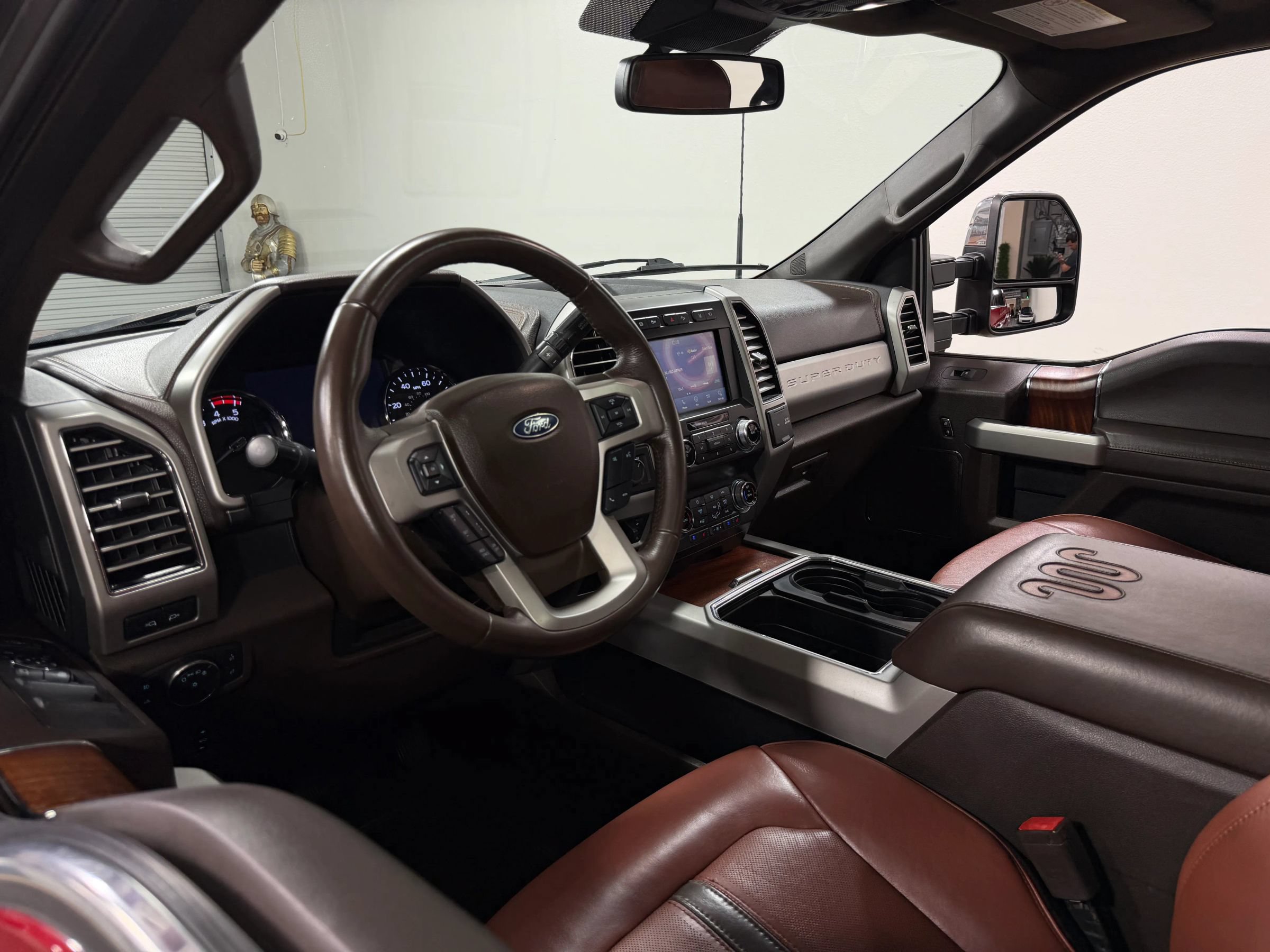 Used 2021 Ford F350 King Ranch w/ King Ranch Ultimate Package AWD/4WD image 16