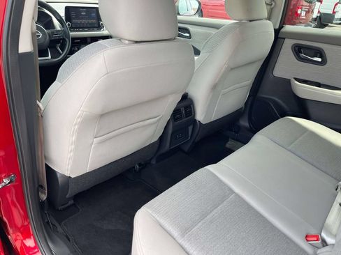 Used 2022 Nissan Rogue SV FWD image 26