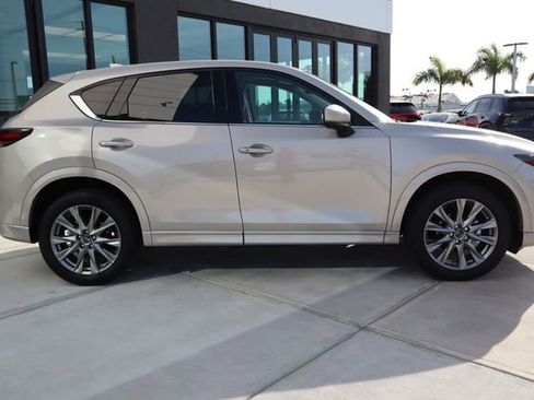 Used 2025 MAZDA CX-5 AWD 2.5 S w/ Premium Plus Pkg image 2
