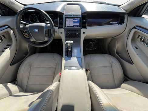 Used 2011 Ford Taurus Limited w/ 303A Rapid Spec Order Code image 3