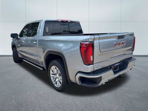 Used 2024 GMC Sierra 1500 Denali w/ Technology Package AWD/4WD image 2