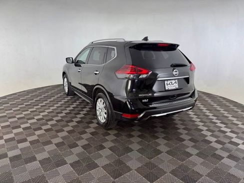 Used 2019 Nissan Rogue SV FWD image 9