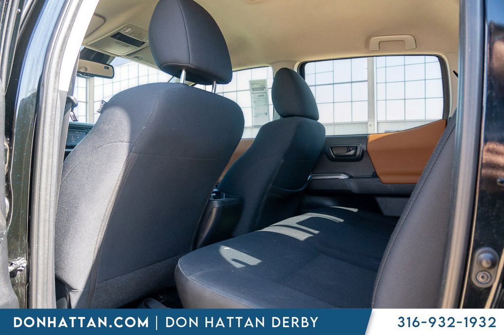 Used 2019 Toyota Tacoma SR5 RWD image 19
