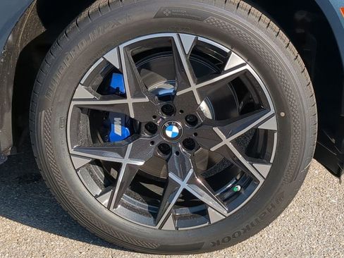 New 2026 BMW X3 xDrive30 w/ Premium Package image 11