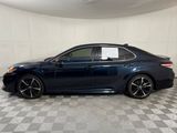 Used 2020 Toyota Camry XSE image 3