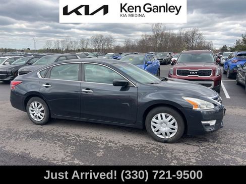 Used 2015 Nissan Altima 2.5 S image 4