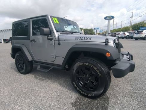 Used 2018 Jeep Wrangler Sport AWD/4WD image 2