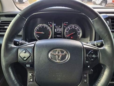Used 2024 Toyota 4Runner TRD Off-Road Premium AWD/4WD image 15
