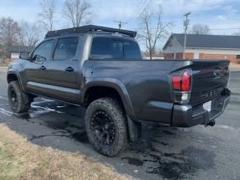 Used 2021 Toyota Tacoma Limited w/ Nightshade Package image 14