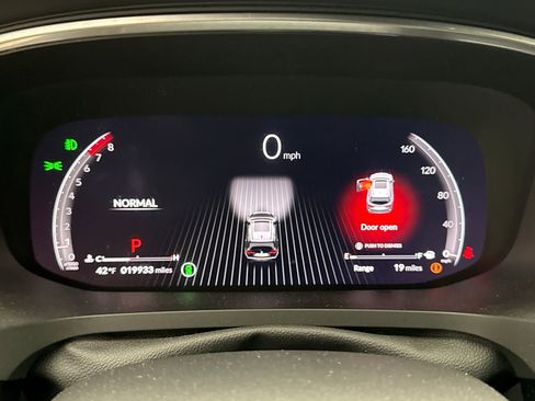 Used 2023 Acura MDX A-Spec image 10