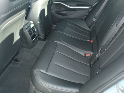 New 2026 BMW 330i xDrive Sedan w/ M Sport Package image 24