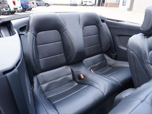 Used 2025 Ford Mustang Premium RWD image 32
