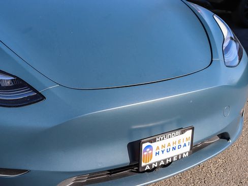 Used 2020 Tesla Model Y Long Range image 5