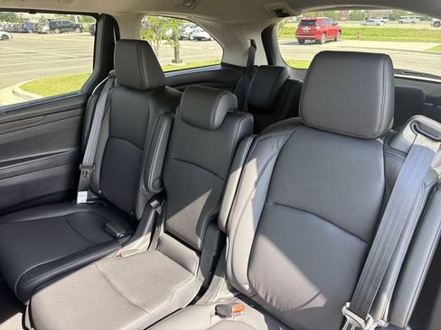New 2026 Honda Odyssey EX-L image 13