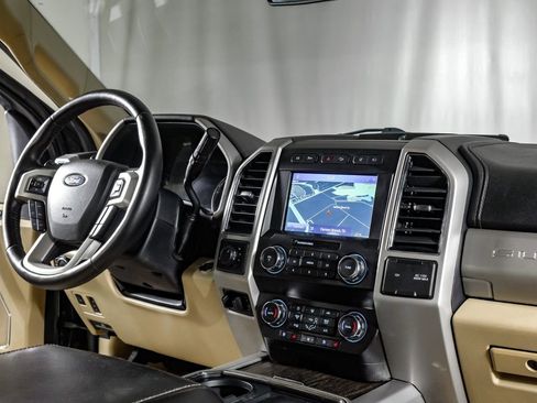 Used 2020 Ford F350 Lariat w/ Lariat Ultimate Package image 24