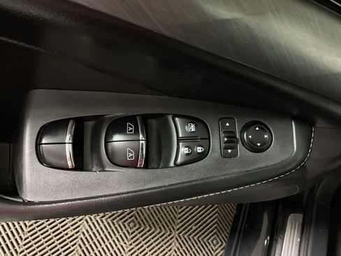 Used 2016 Nissan Maxima 3.5 SV image 19