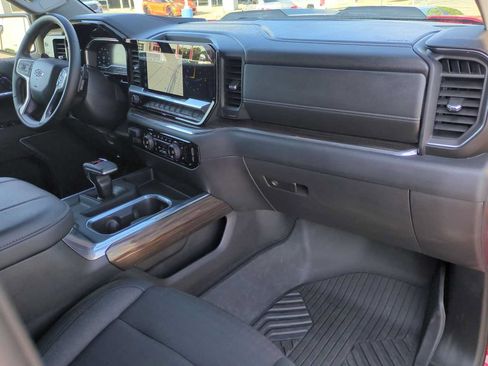 Used 2023 Chevrolet Silverado 1500 LT Trail Boss AWD/4WD image 29