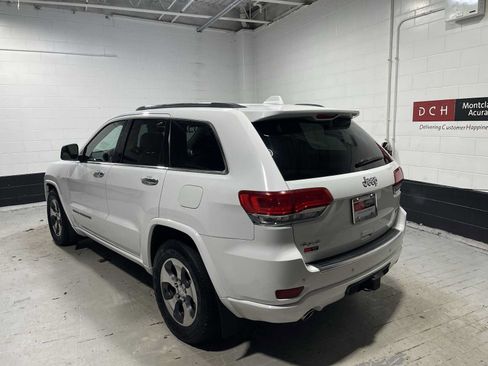 Used 2017 Jeep Grand Cherokee Overland AWD/4WD image 4