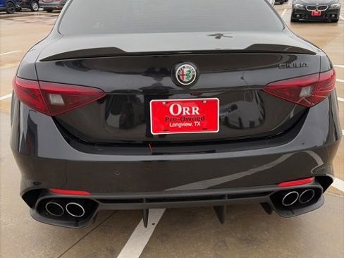 Used 2020 Alfa Romeo Giulia Quadrifoglio w/ Exterior Carbon Fiber Package image 5