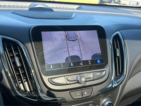 Used 2022 Chevrolet Equinox RS w/ RS Leather Package FWD image 31