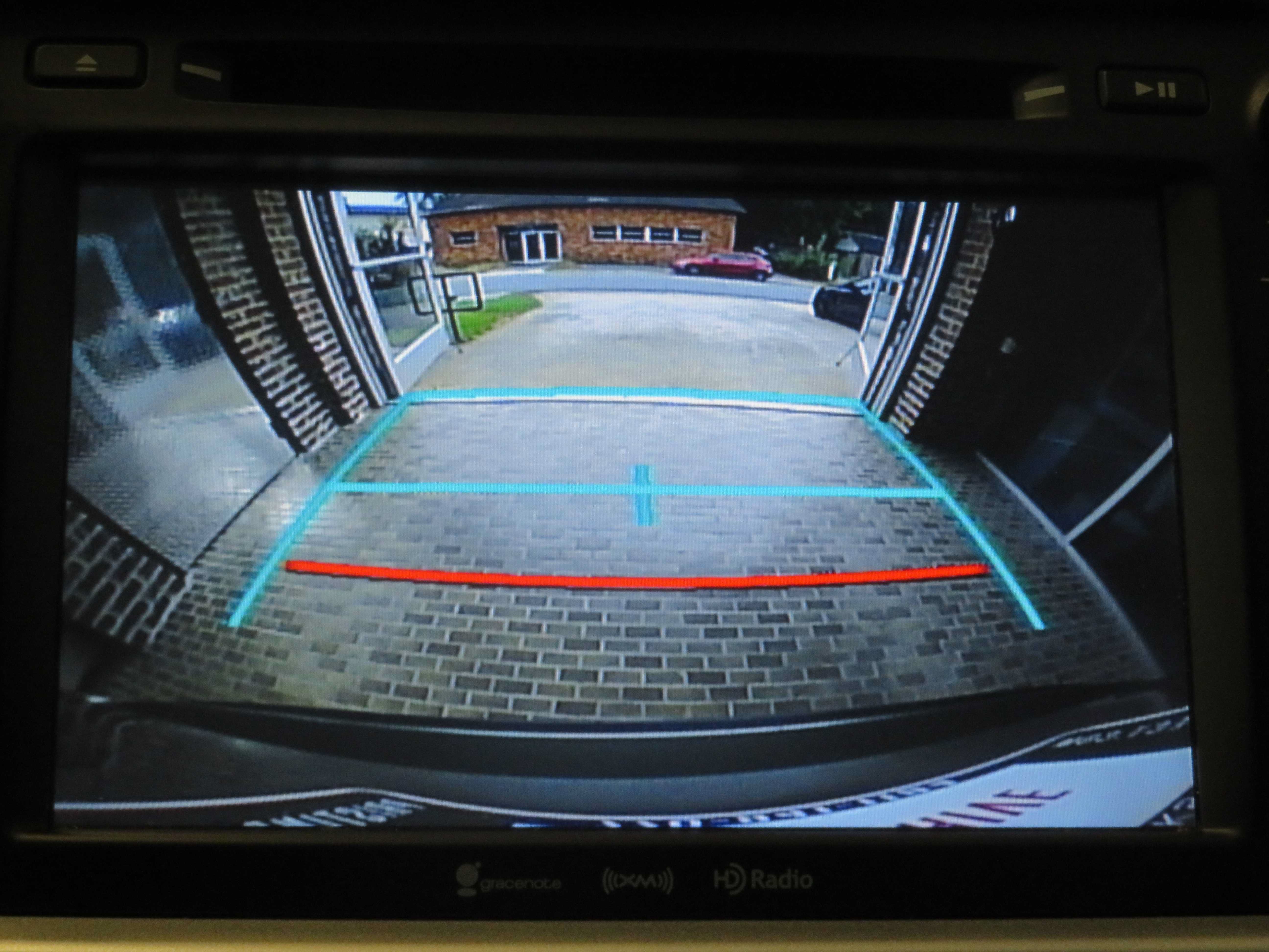 Used 2019 Toyota Highlander XLE FWD image 44