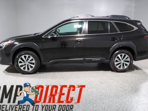 Used 2023 Subaru Outback Premium AWD/4WD image 10