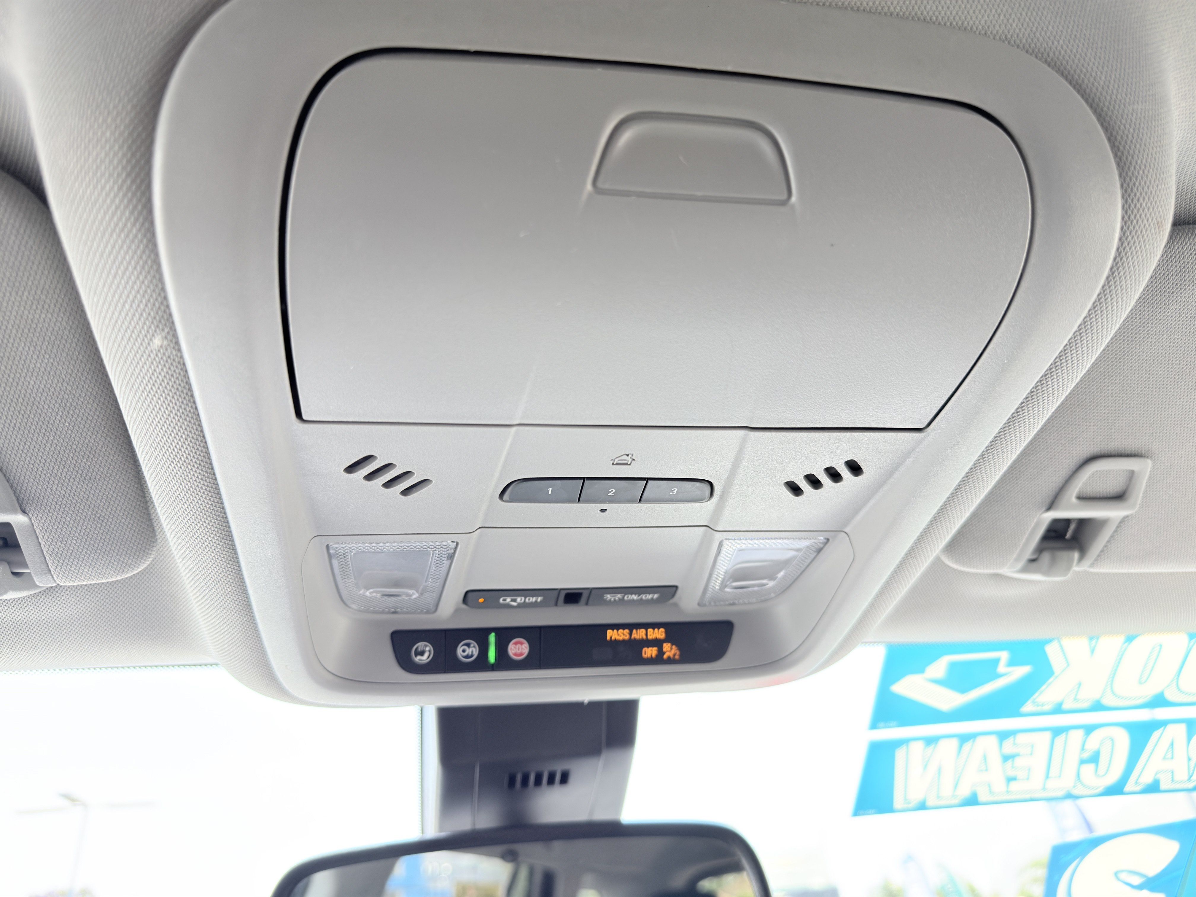 Used 2023 GMC Terrain SLT FWD image 34