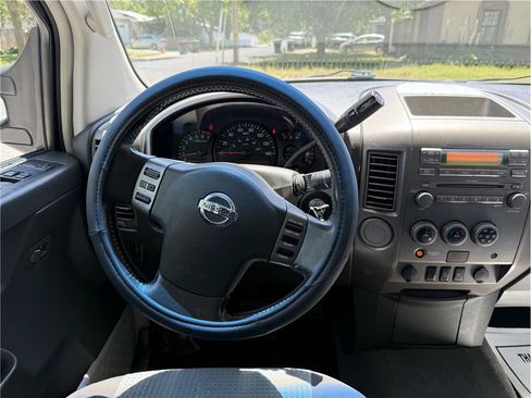 Used 2004 Nissan Titan SE w/ (Pop) Se Popular Pkg W/Bench RWD image 10
