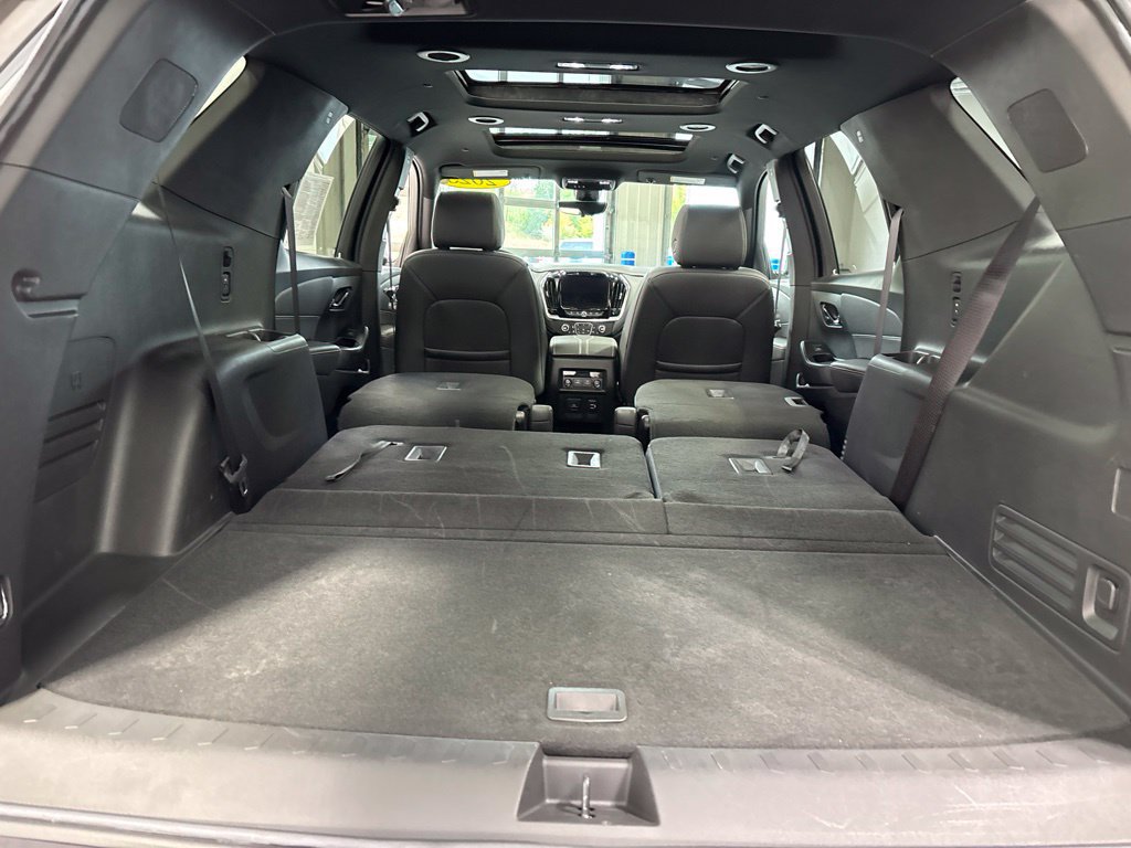 Used 2023 Chevrolet Traverse LT w/ LT Premium Package AWD/4WD image 55