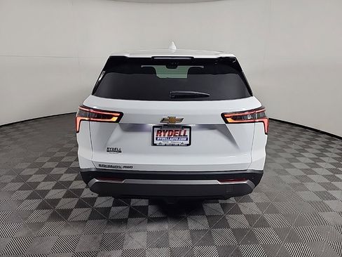 New 2026 Chevrolet Equinox LT w/ Convenience Package II image 9