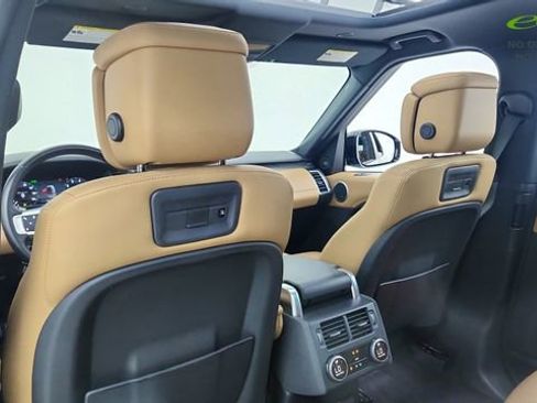 Used 2023 Land Rover Discovery HSE R-Dynamic AWD/4WD image 35