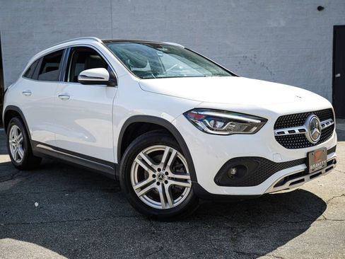 Used 2022 Mercedes-Benz GLA 250 4MATIC image 8