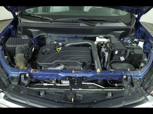 Used 2024 Chevrolet Equinox LS w/ Driver Confidence II Package FWD image 19