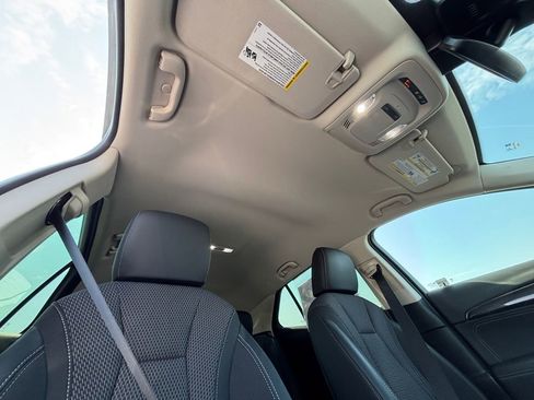 Used 2022 Buick Envision Preferred image 28