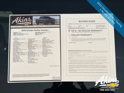 Used 2024 Chrysler Pacifica Touring-L FWD image 11