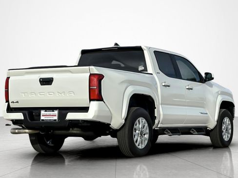 Certified 2025 Toyota Tacoma SR5 image 5