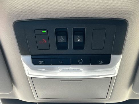 New 2026 Nissan Pathfinder SL w/ SL Premium Package (P04) AWD/4WD image 35