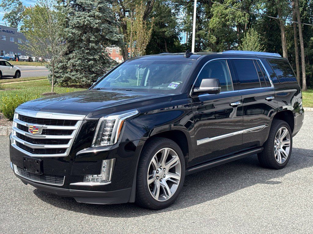 Used 2016 Cadillac Escalade Premium AWD/4WD image 3