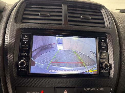 Used 2021 Mitsubishi Outlander Sport ES image 16