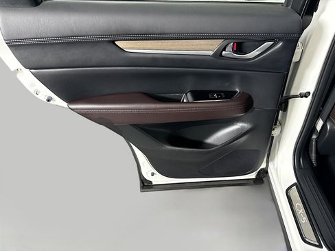 Used 2021 MAZDA CX-5 Signature image 26