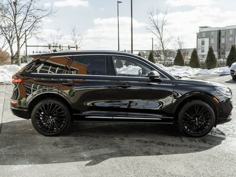 Used 2022 Lincoln Corsair Reserve image 3