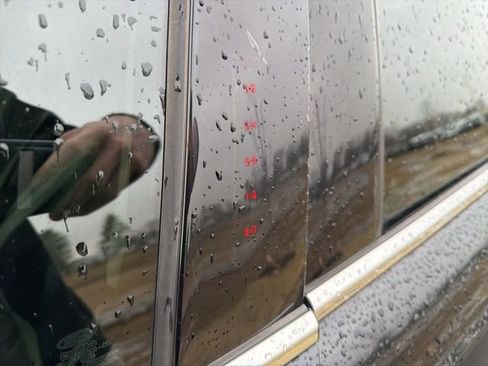 Used 2016 Ford Fusion SE image 18