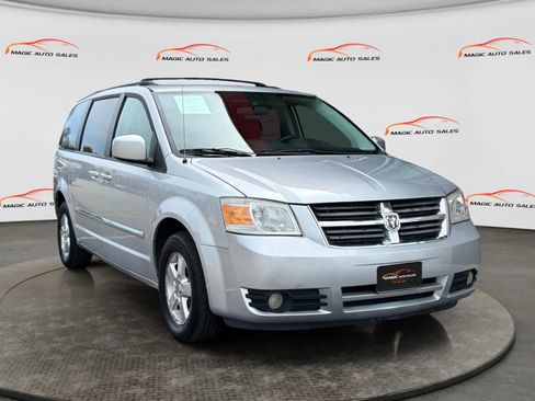 Used 2009 Dodge Grand Caravan SXT FWD image 5