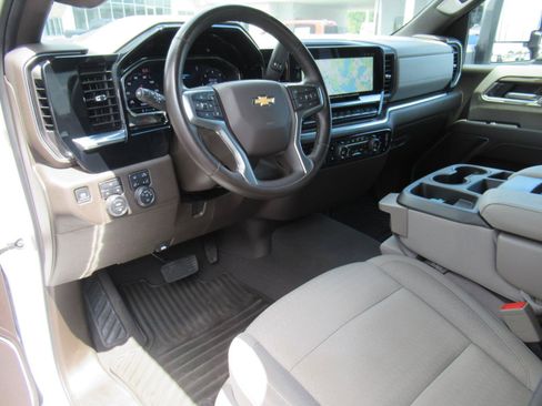 Used 2025 Chevrolet Silverado 2500 LT w/ All Star Edition AWD/4WD image 14