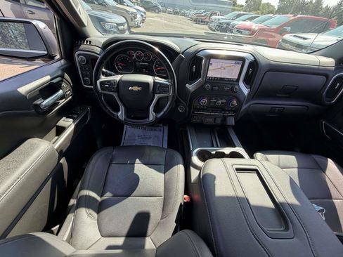 Certified 2022 Chevrolet Silverado 1500 LTZ w/ LTZ Convenience Package II AWD/4WD image 17