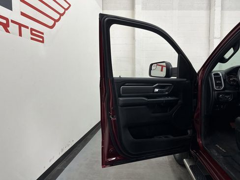 Used 2019 RAM 1500 Big Horn AWD/4WD image 35