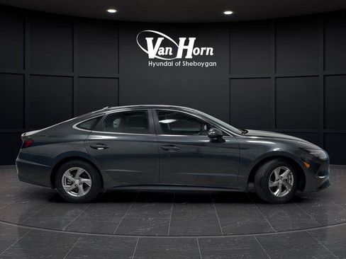 Used 2023 Hyundai Sonata SE image 2