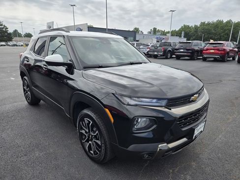 Used 2022 Chevrolet TrailBlazer ACTIV AWD/4WD image 1