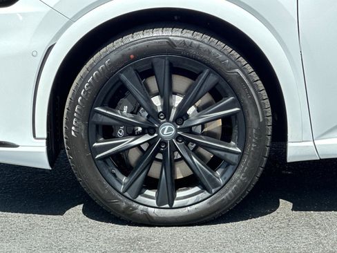 Used 2026 Lexus RX 500h F Sport AWD/4WD image 32